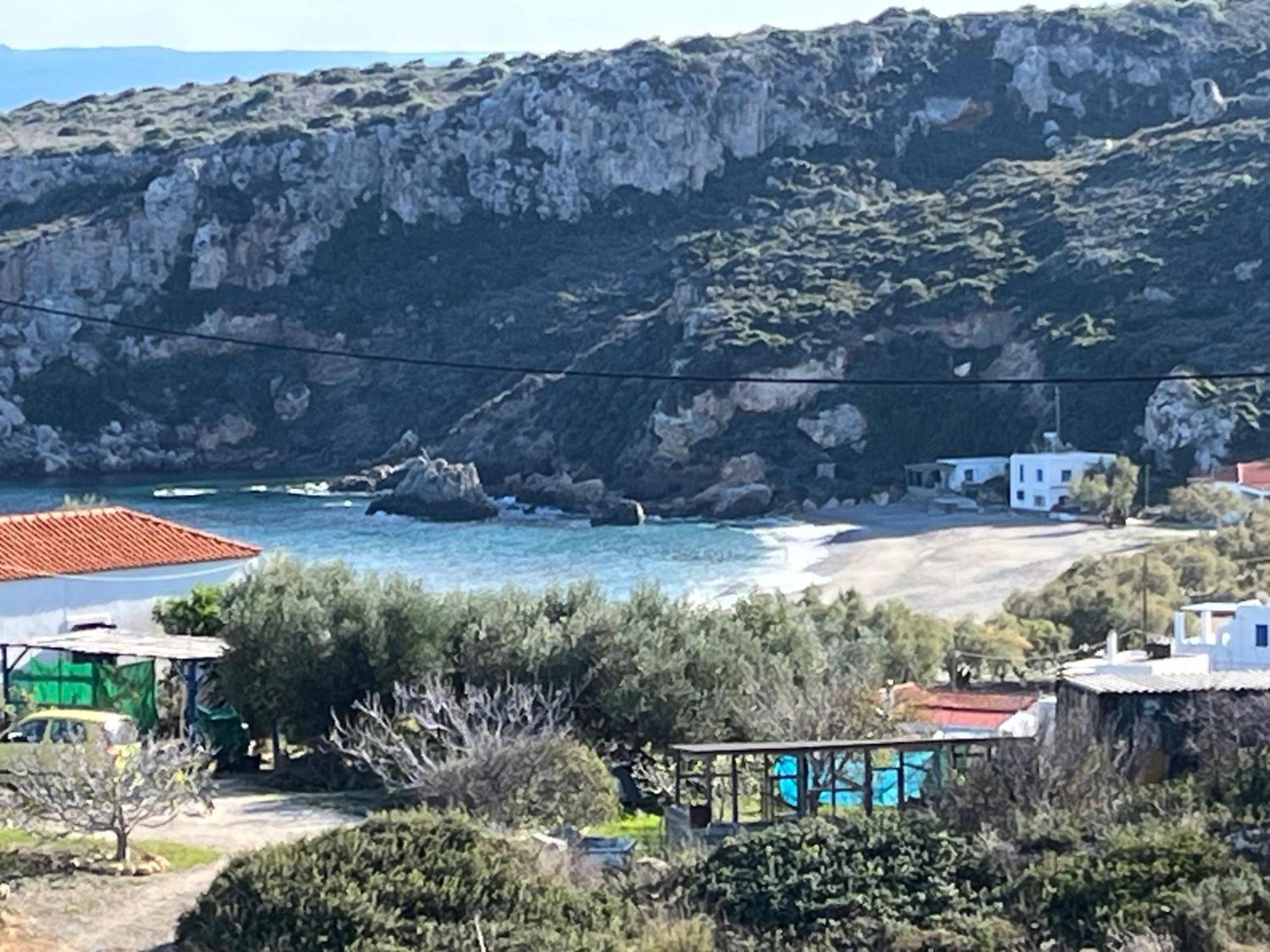 ホテル Ξενοδοχειο Ακρωτηρι Platia Ammos エクステリア 写真
